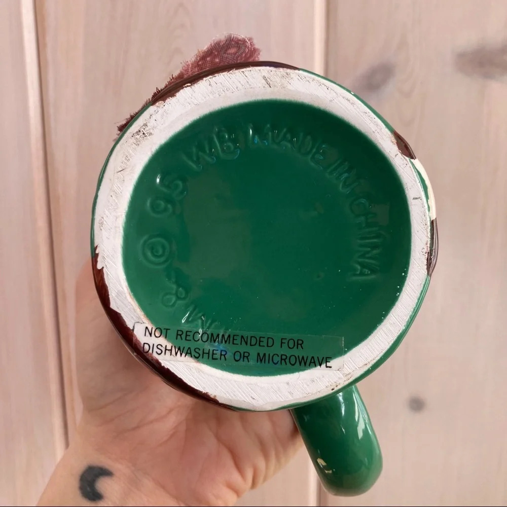 Tasmanian Devil Taz Looney Tunes Warner Bros Coffee and Tea Green Mug Cartoon